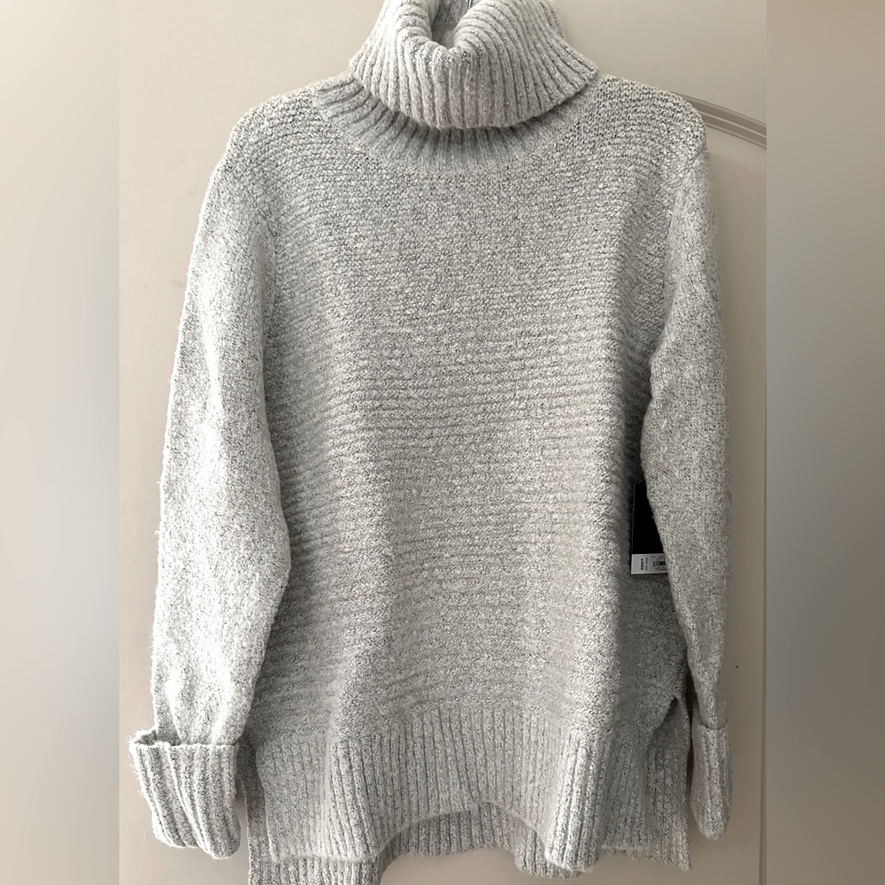 Simply Vera Wang Sweater - NWT